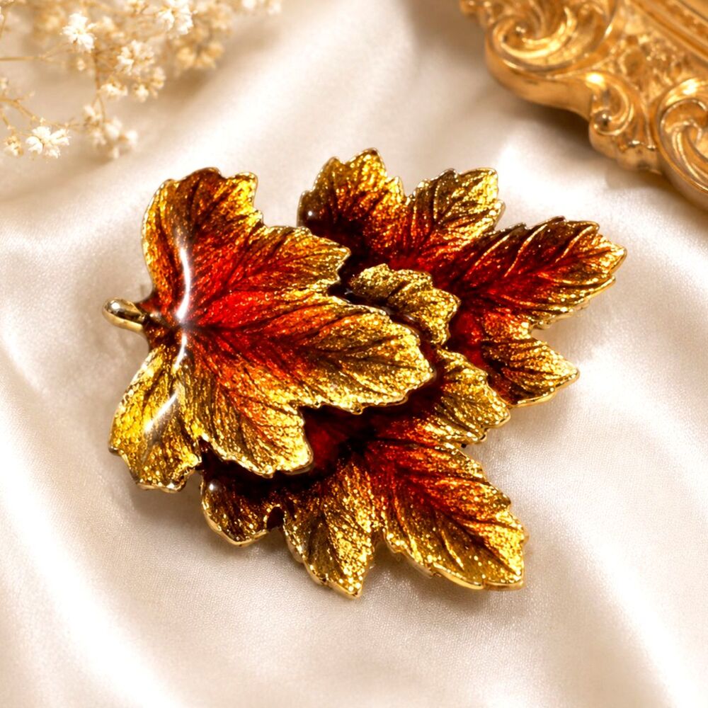 Vintage Enameled Maple Leaf Cluster Brooch Gold Tone Fall Autumn Pin